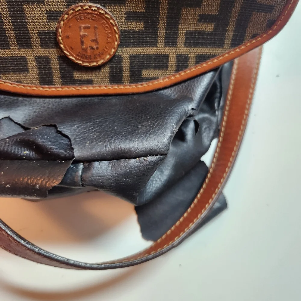 Vintage Fendi Zucca Canvas Leather Half-moon Crossbody Bag - Picture 13 of 15